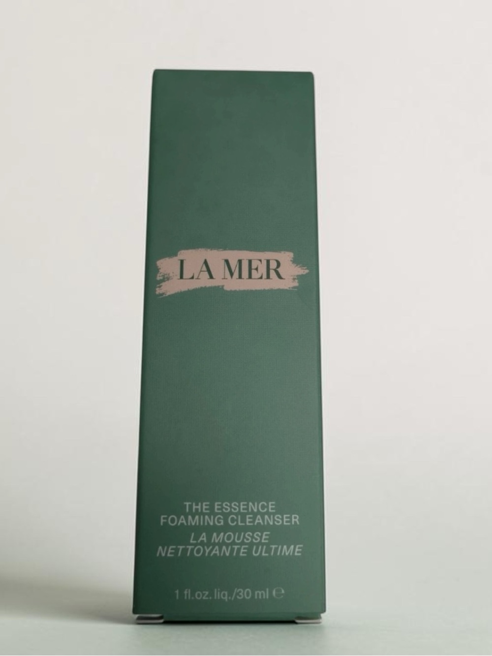 La Mer The Essence Foaming Cleanser 1.0 oz / 30ml Brand New. 

Ships next day, f